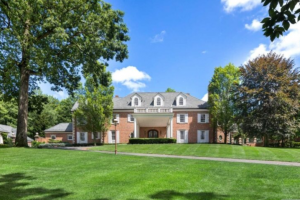 Talk to Paul TTP Swizz Beatz and Alicia Keys Sell NJ Mansion for Below-Purchase $6M loss Front