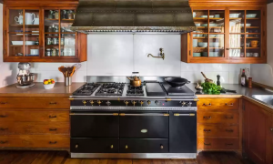 Amy Schumer Selling Luxurious NYC Penthouse for $15M Kitchen