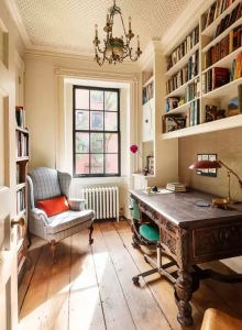 Amy Schumer Selling Luxurious NYC Penthouse for $15M Office