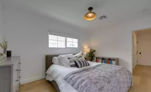 Ray Romano’s Renovated Venice Residence Is For Sale for $ 2.499M Bedroom