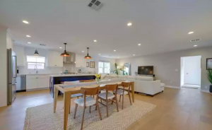 Ray Romano’s Renovated Venice Residence Is For Sale for $ 2.499M Dining