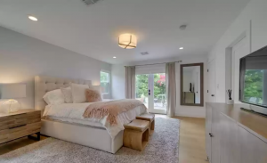 Ray Romano’s Renovated Venice Residence Is For Sale for $ 2.499M Master Bedroom