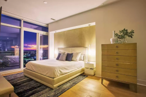 Talk to Paul TTP Former Atlanta Falcons Star Julio Jones Sells His Atlanta Penthouse Master Bedroom