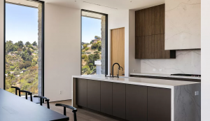 Talk to Paul TTP ‘Botched’ Star Paul Nassif Sells Brand-New Bel-Air Home for $29.99M Kitchen