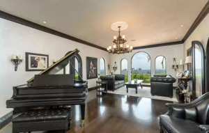 Mario Lopez Lists Glendale Spanish-Style Estate for $6.5M Living